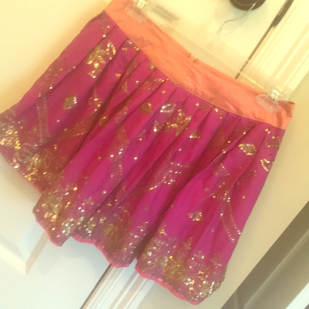Beautiful full short skirt